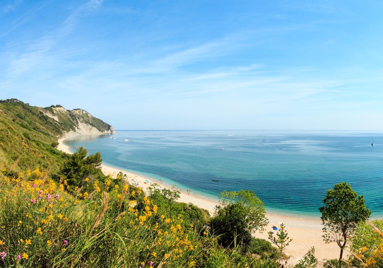 Seebay Hotel Ancona Dış mekan fotoğraf